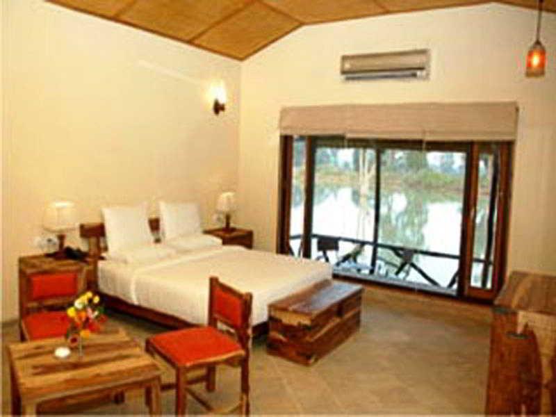 Hotel Tiger Lagoon Bandhavgarh National Park Zewnętrze zdjęcie